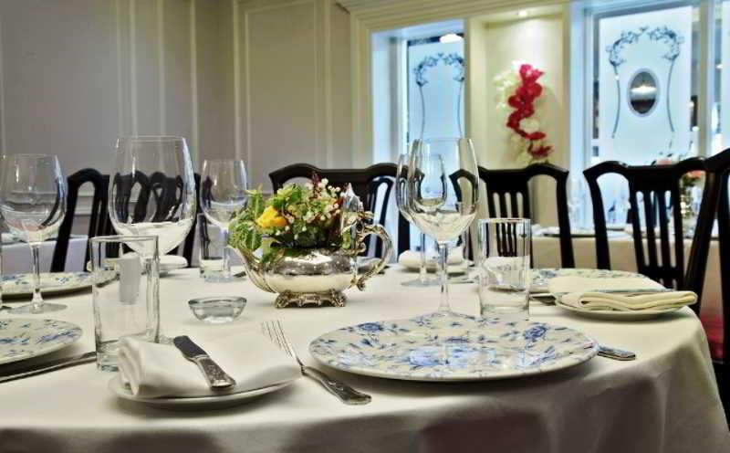 Fitzgeralds Woodlands House Hotel Adare Exteriör bild